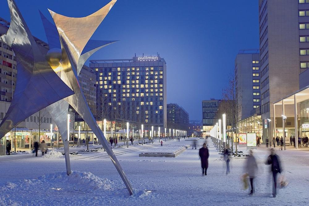 Occidental Dresden Newa Hotel Bagian luar foto