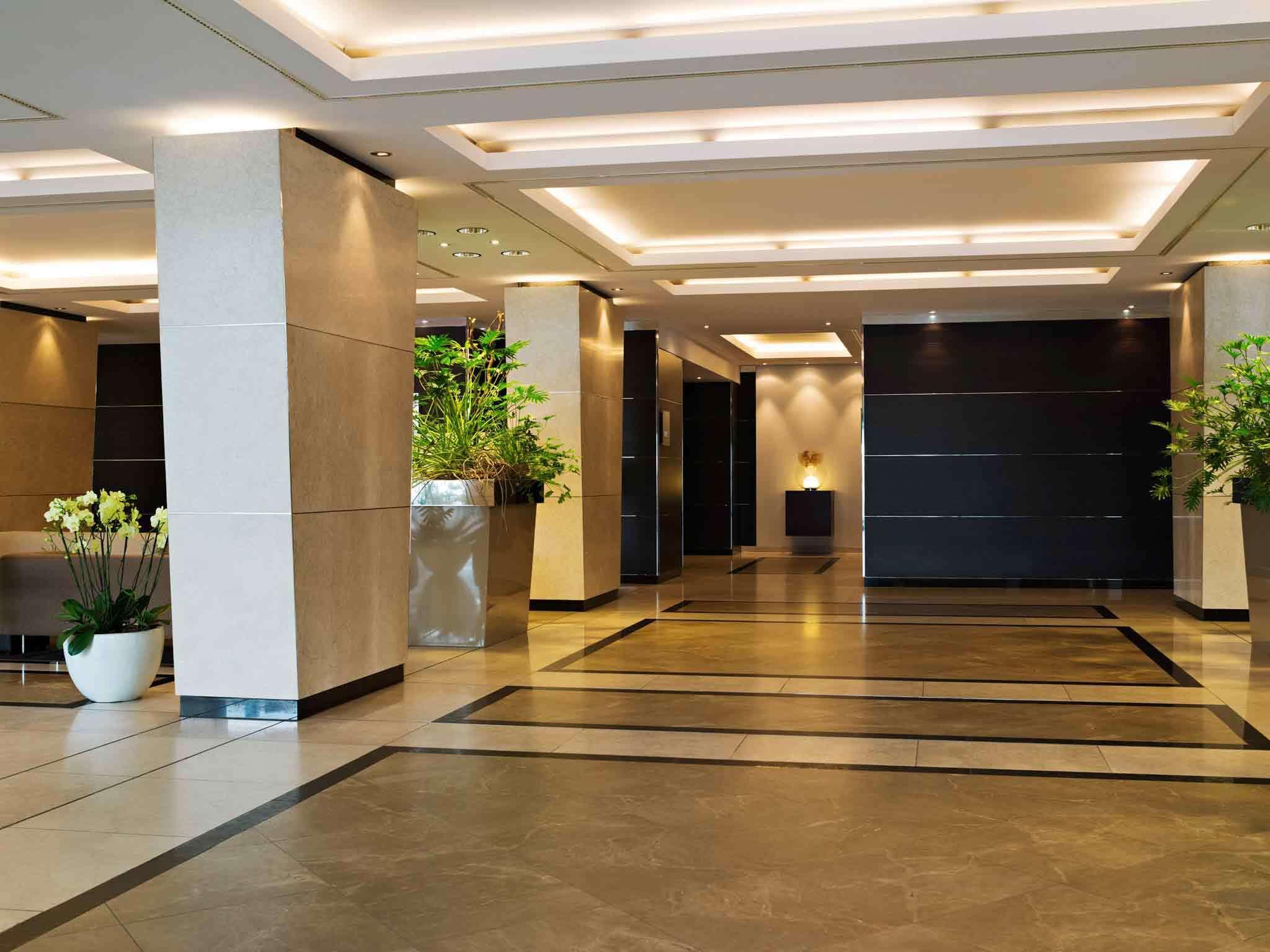 Occidental Dresden Newa Hotel Bagian luar foto