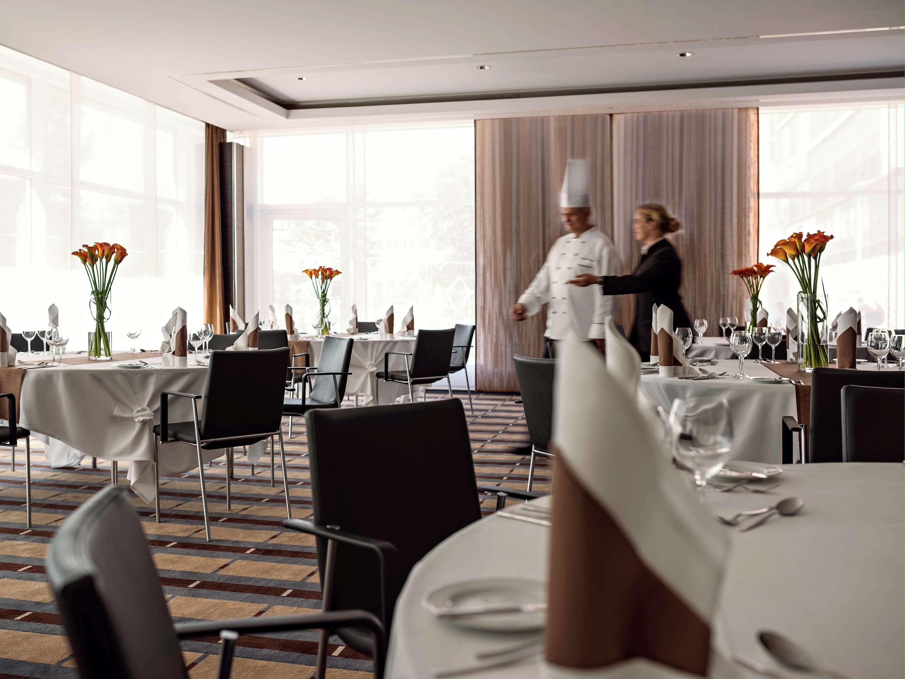 Occidental Dresden Newa Hotel Bagian luar foto