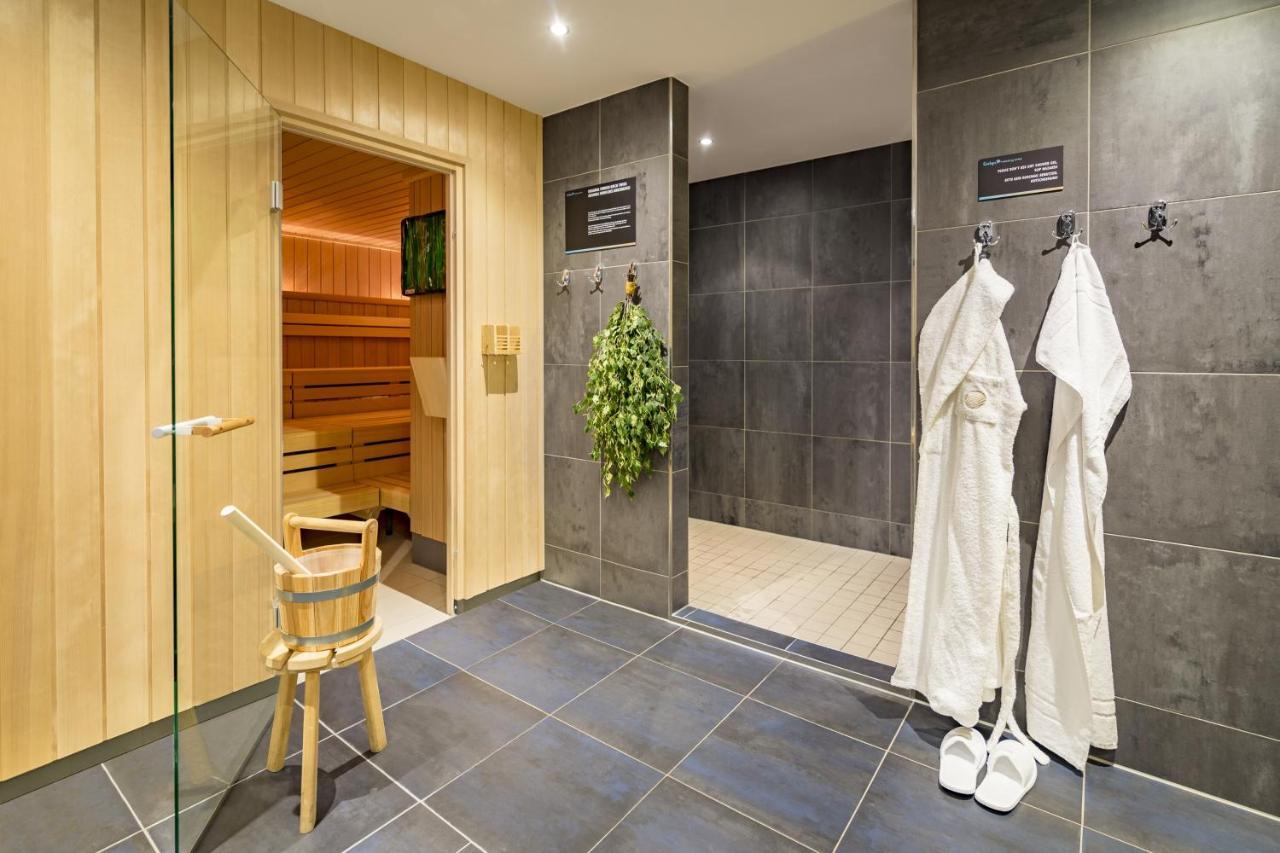 Occidental Dresden Newa Hotel Bagian luar foto